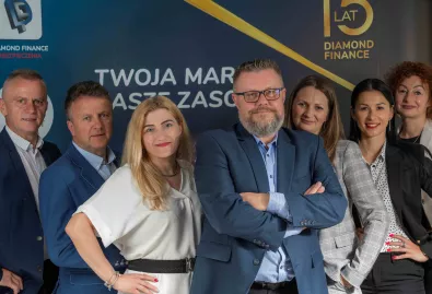 zespół menagerów diamond finance 